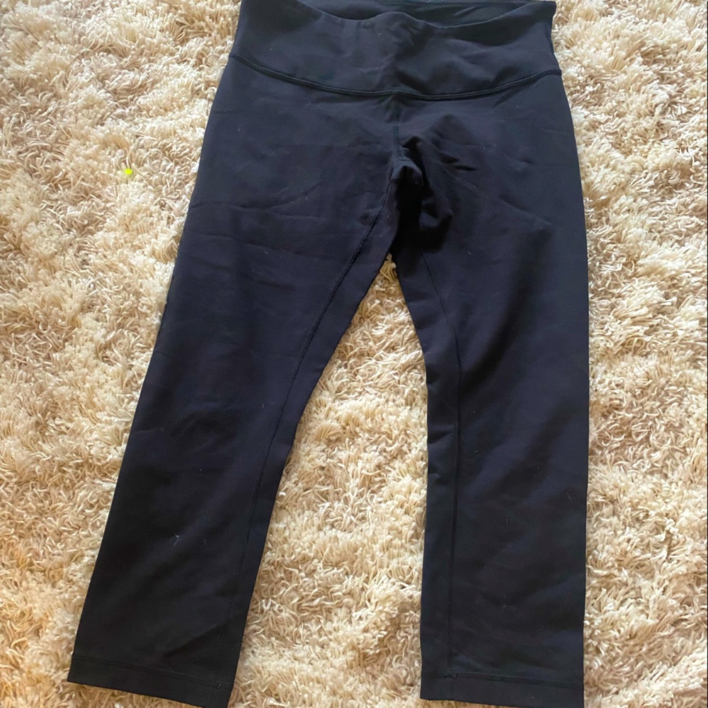lululemon Wunder Under High-Rise Crop - Size 8 - Black